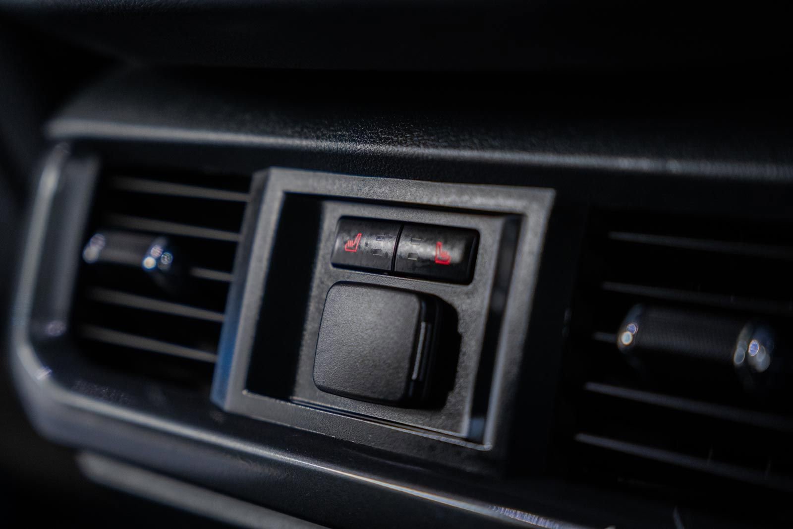 Certified 2023 Ford F150 Lariat w/ Equipment Group 502A High image 42