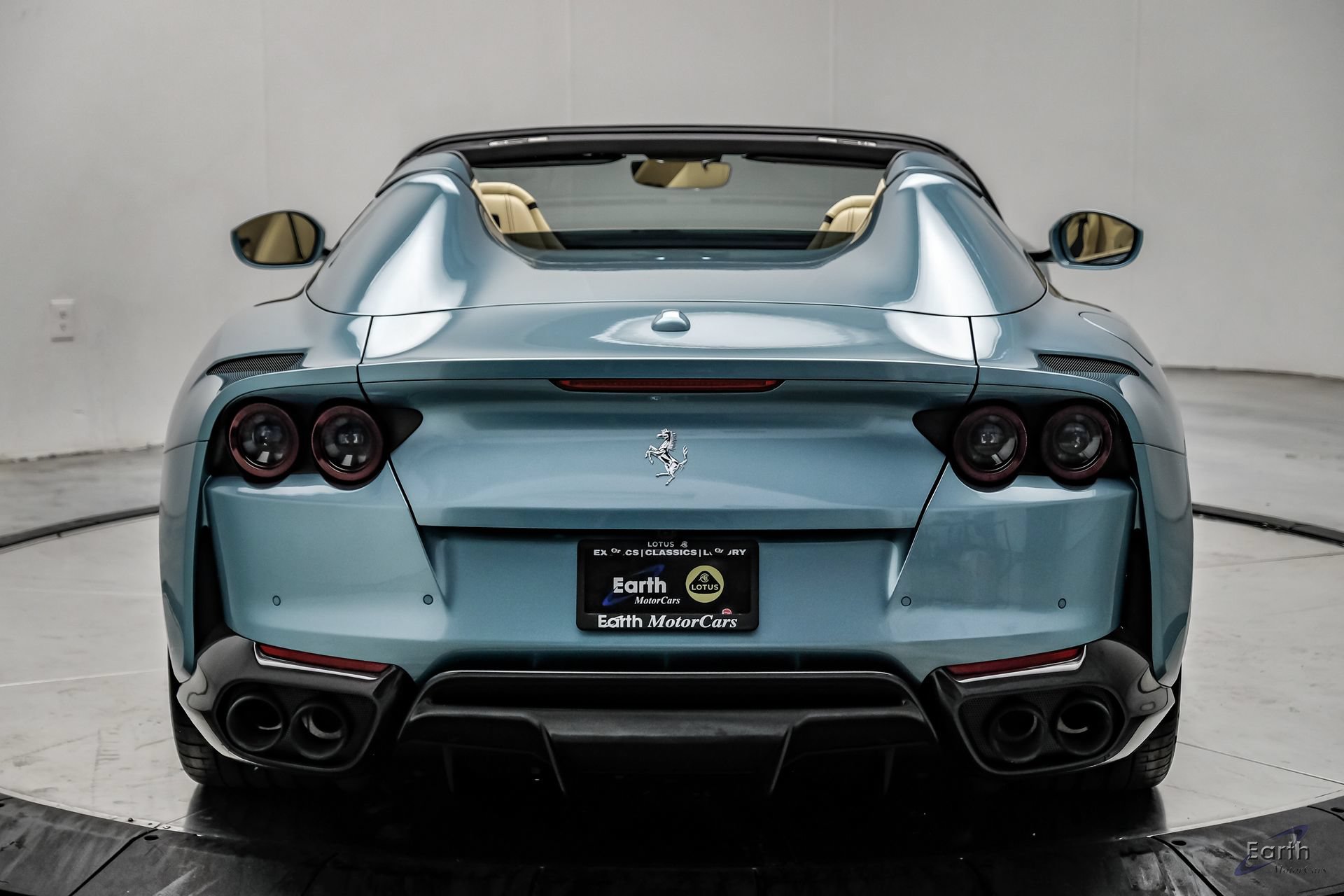 Used 2023 Ferrari 812 GTS RWD image 16