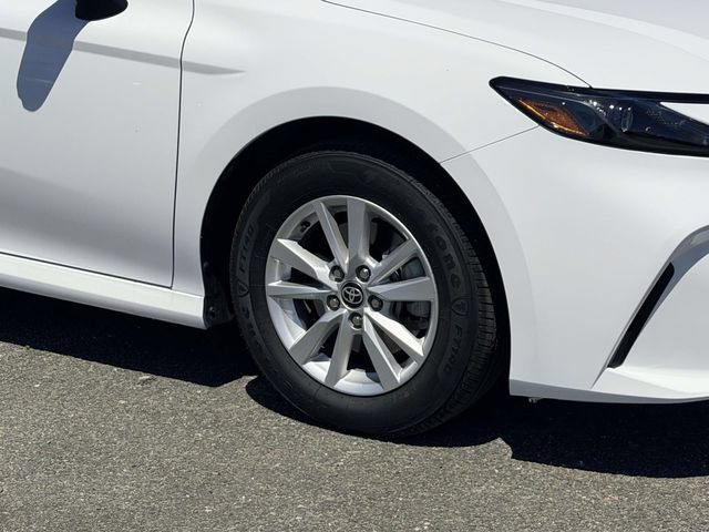 Used 2026 Toyota Camry LE FWD image 7