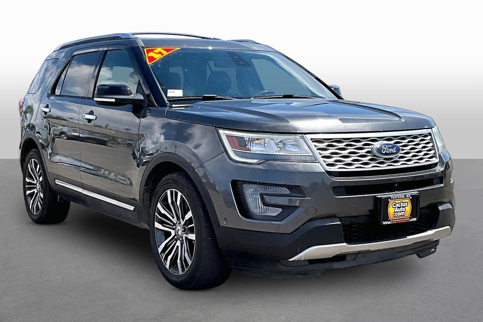Used 2017 Ford Explorer Platinum AWD/4WD image 10