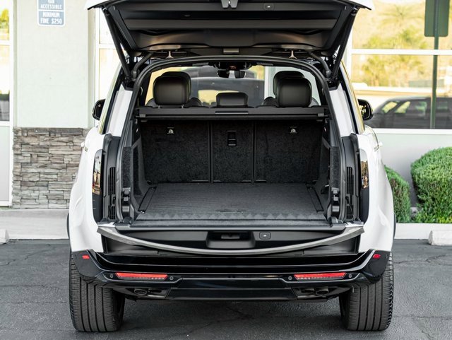 Used 2024 Land Rover Range Rover SE image 22