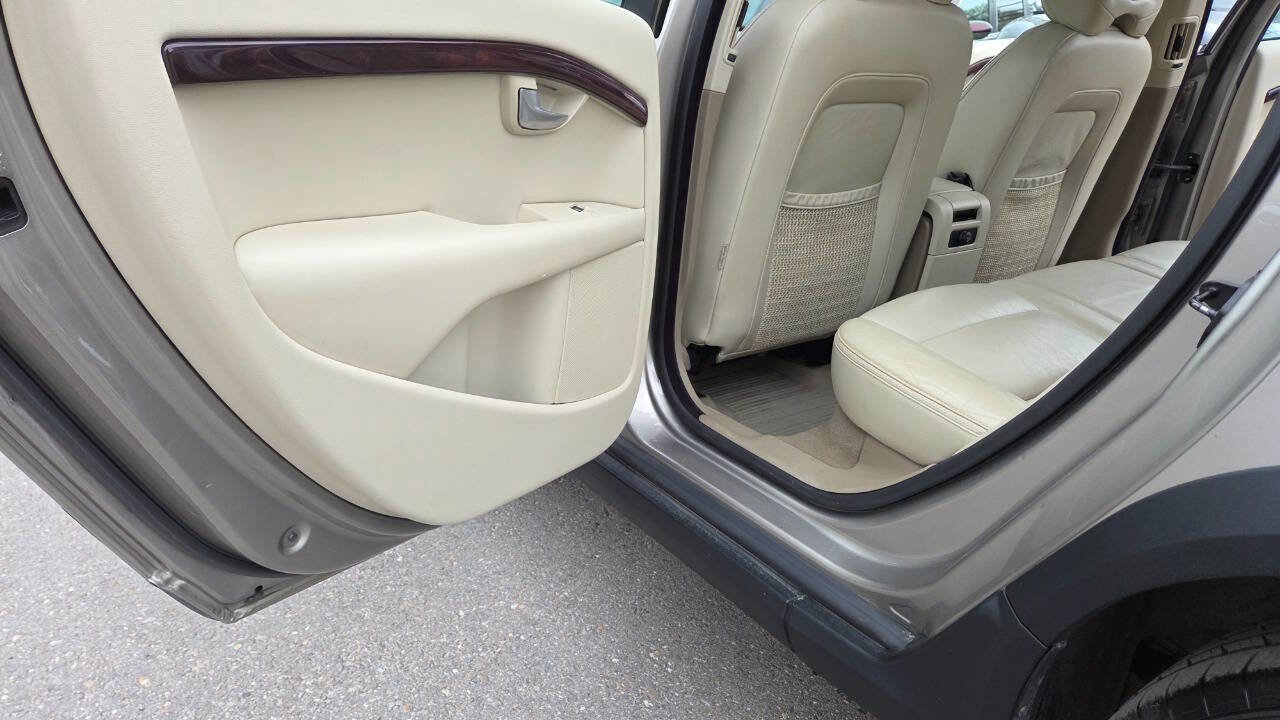 Used 2008 Volvo XC70 3.2 AWD/4WD image 30