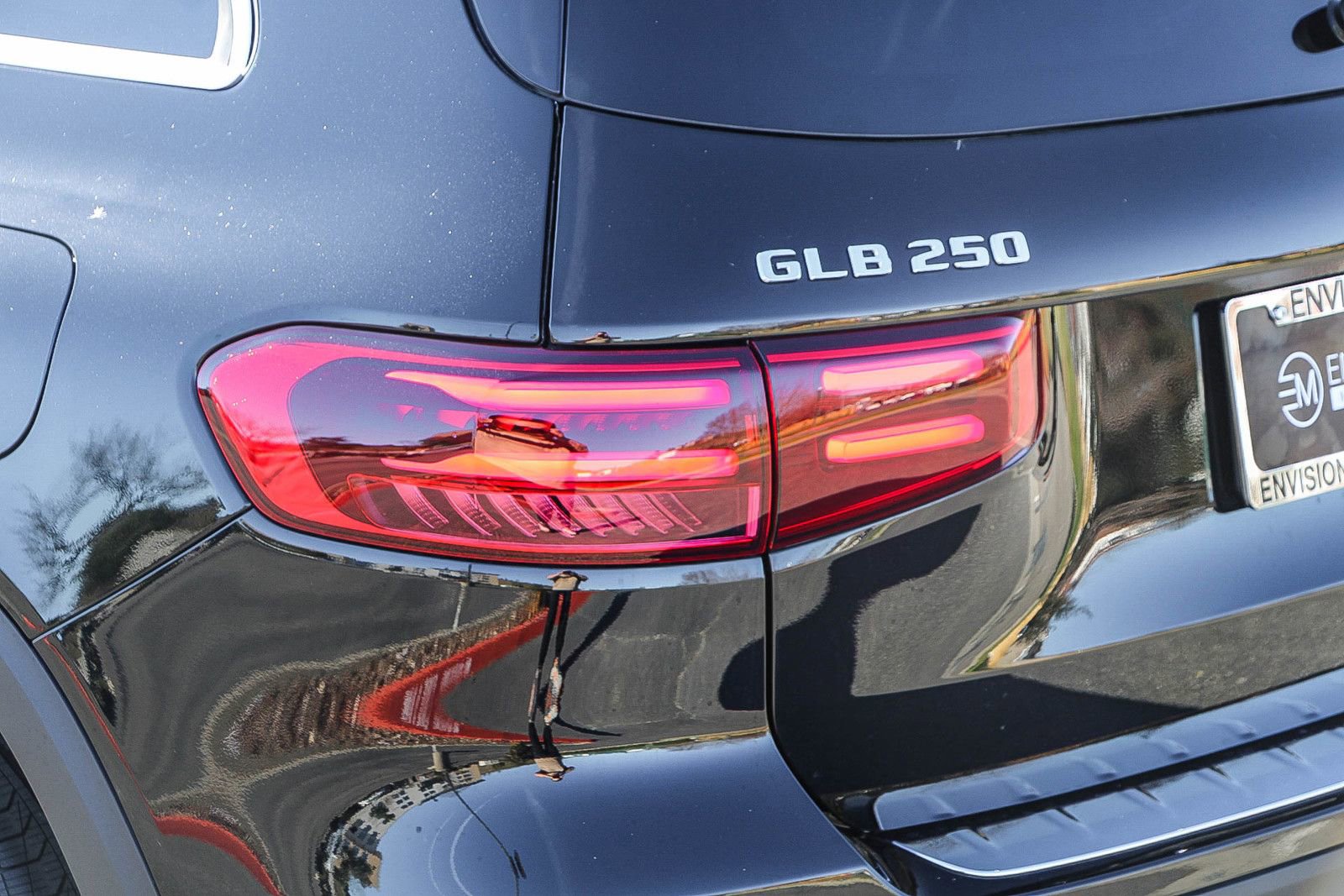 Certified 2026 Mercedes-Benz GLB 250 4MATIC image 11