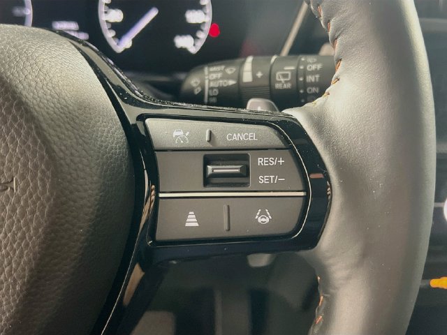 Used 2024 Honda CR-V Sport Touring image 18