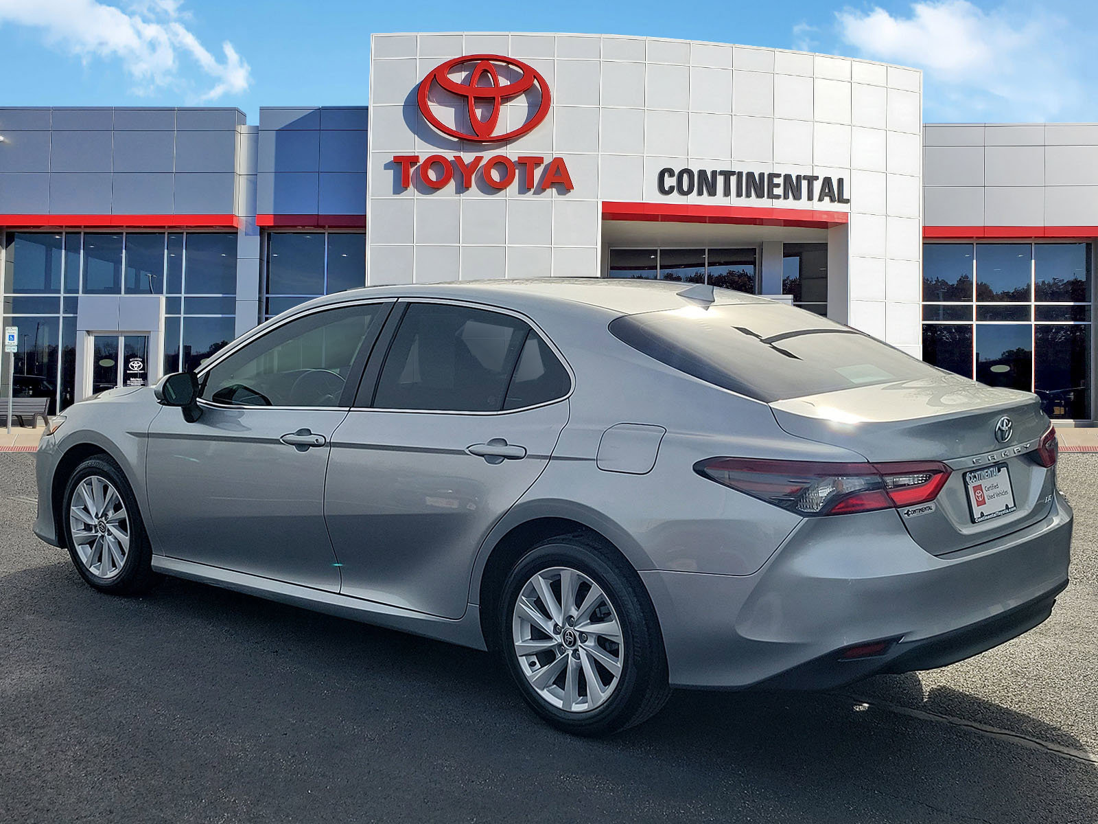 Certified 2024 Toyota Camry LE w/ Convenience Package image 4