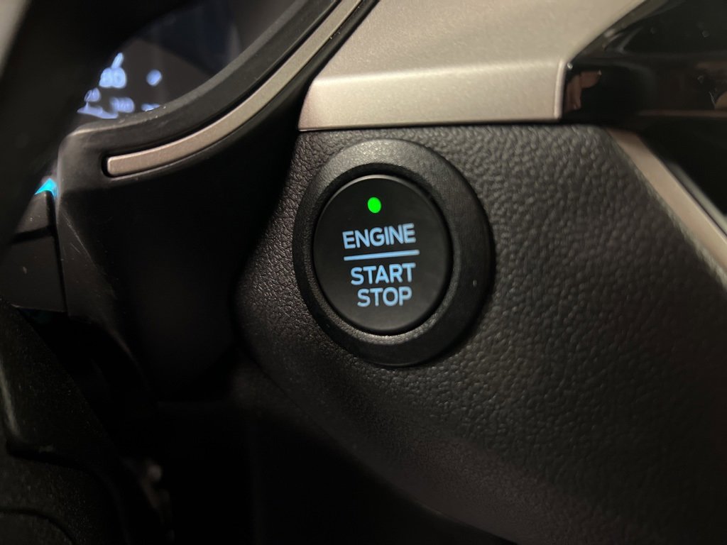 Certified 2022 Ford Escape SE w/ Cold Weather Package image 18