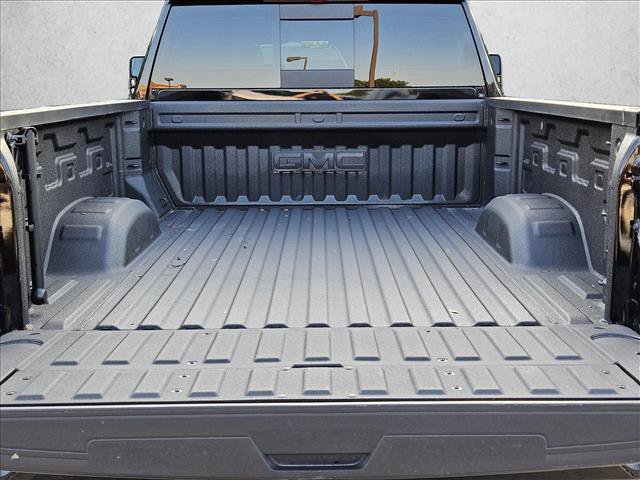 Used 2025 GMC Sierra 2500 Denali Ultimate AWD/4WD image 6