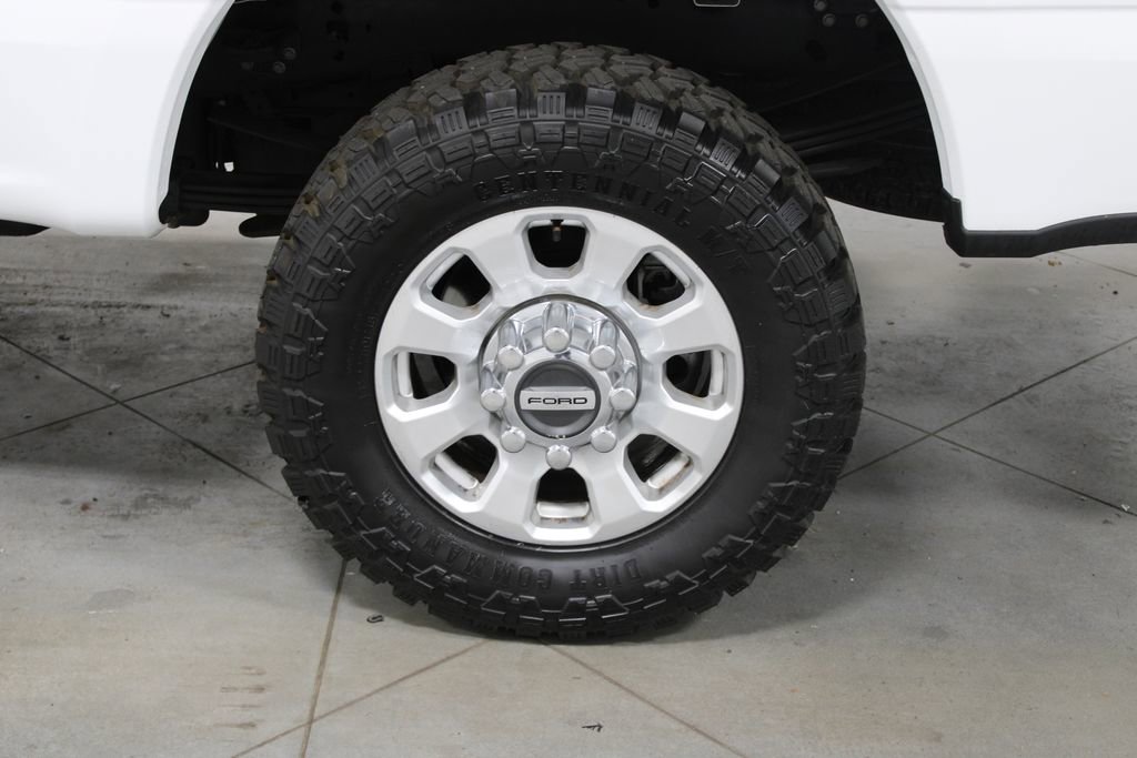 Used 2023 Ford F350 XLT w/ 360-Degree Camera Package image 21