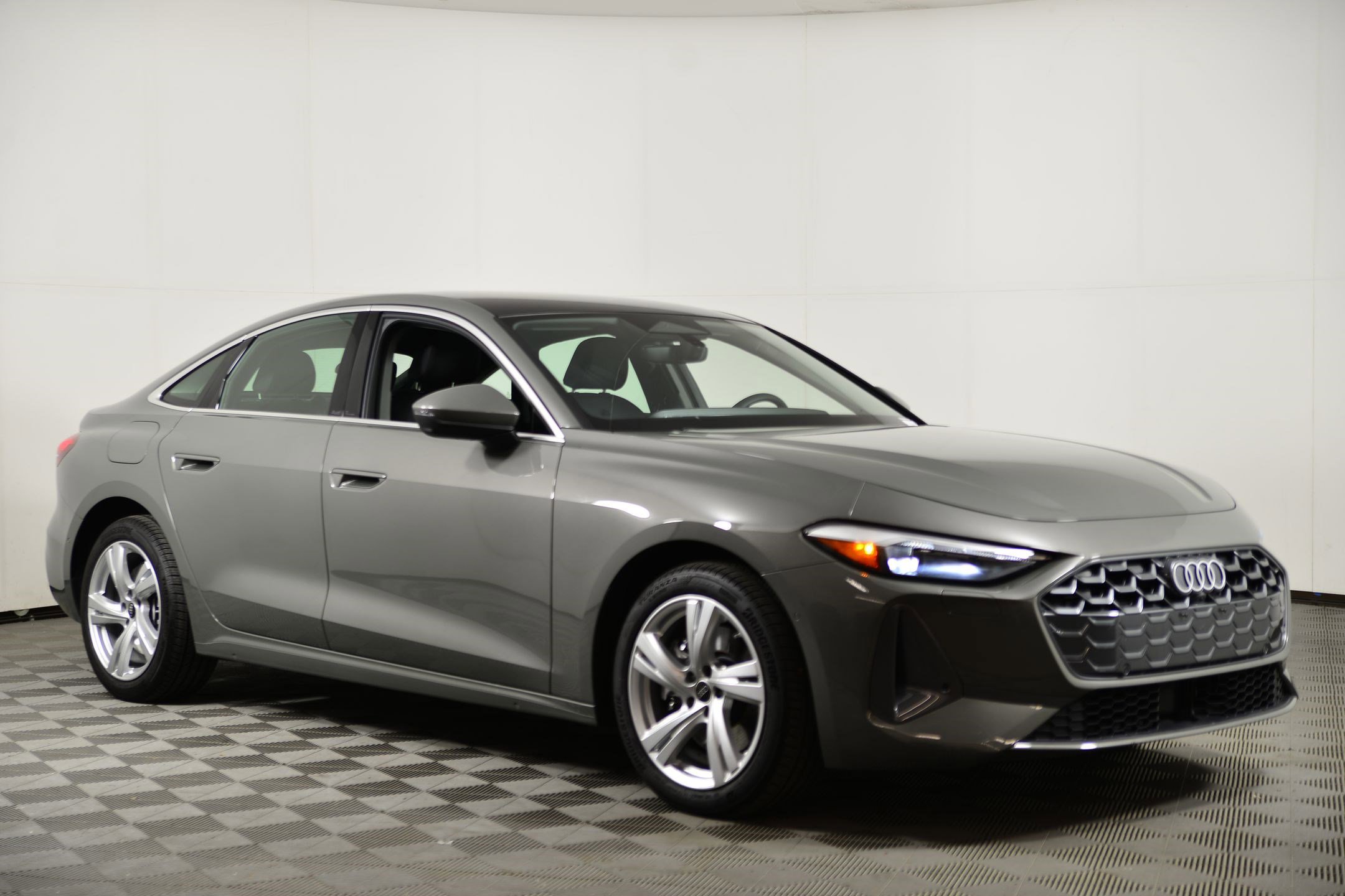 Certified 2025 Audi A5 2.0T Premium w/ Convenience Package image 6