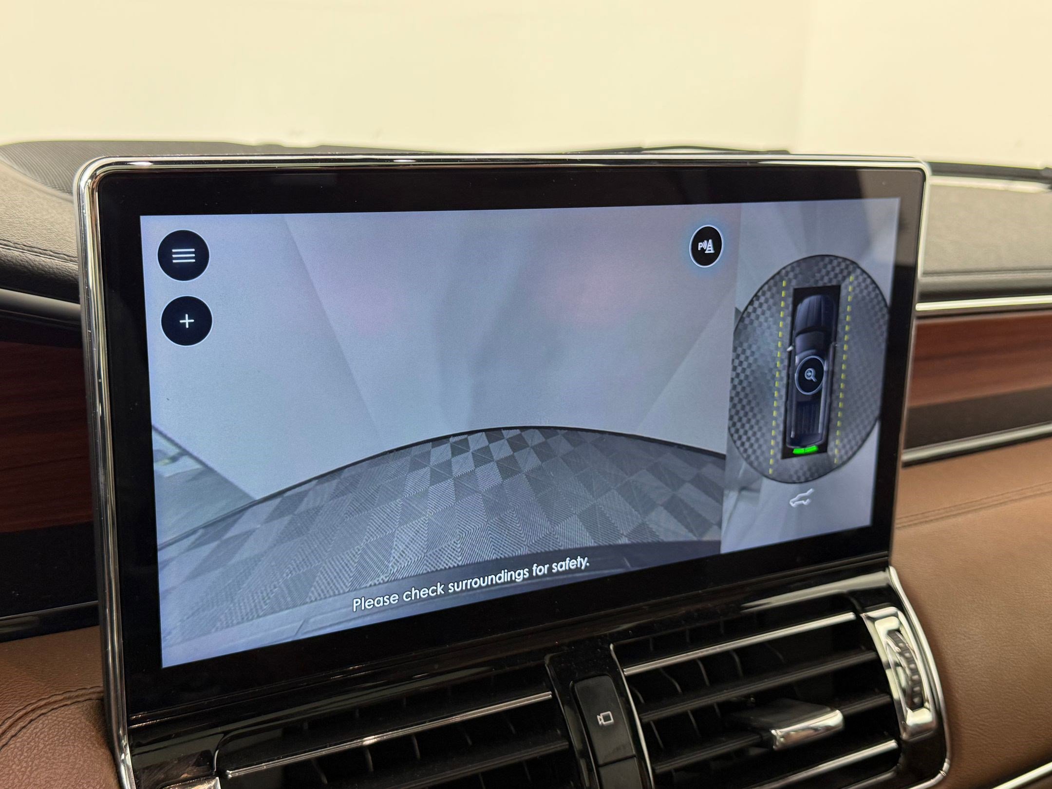 Used 2024 Lincoln Navigator Reserve image 24