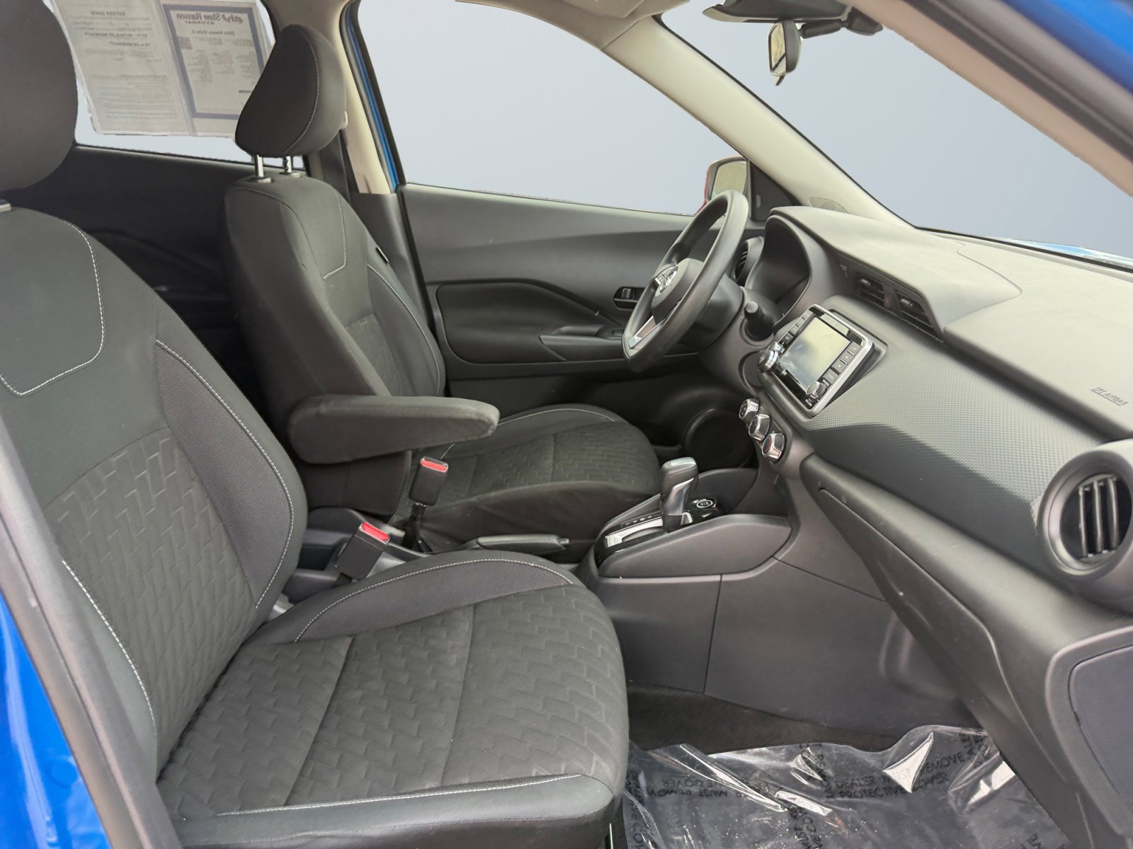 Used 2021 Nissan Kicks S image 17