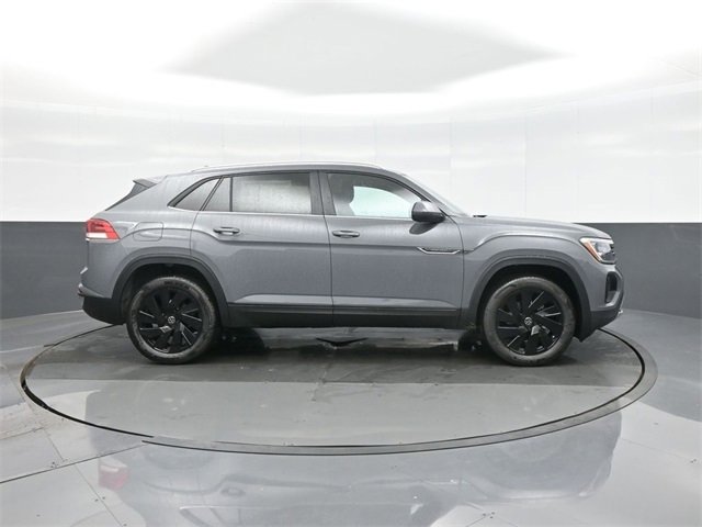 New 2026 Volkswagen Atlas Cross Sport SE image 8