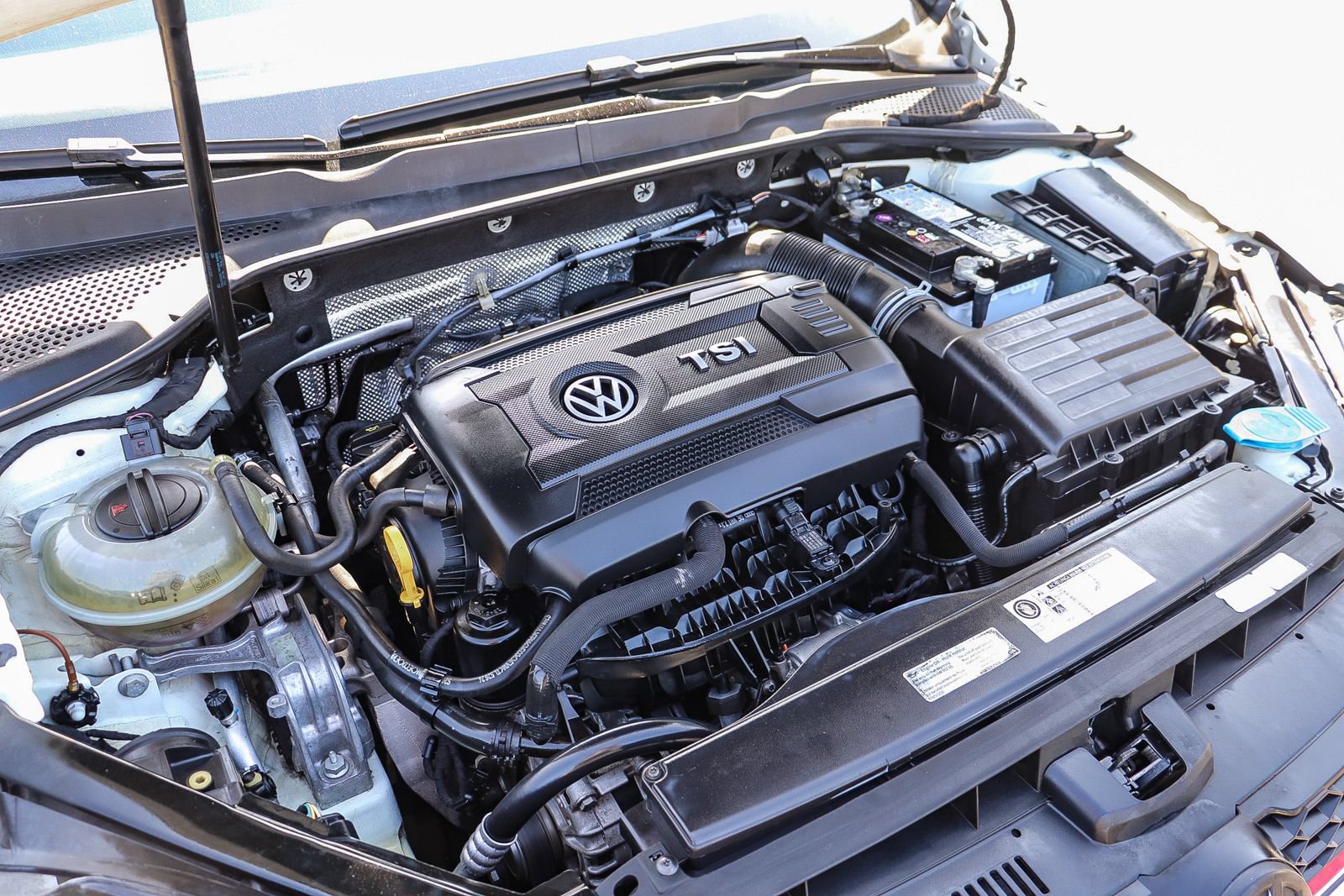 Used 2016 Volkswagen GTI S FWD image 26