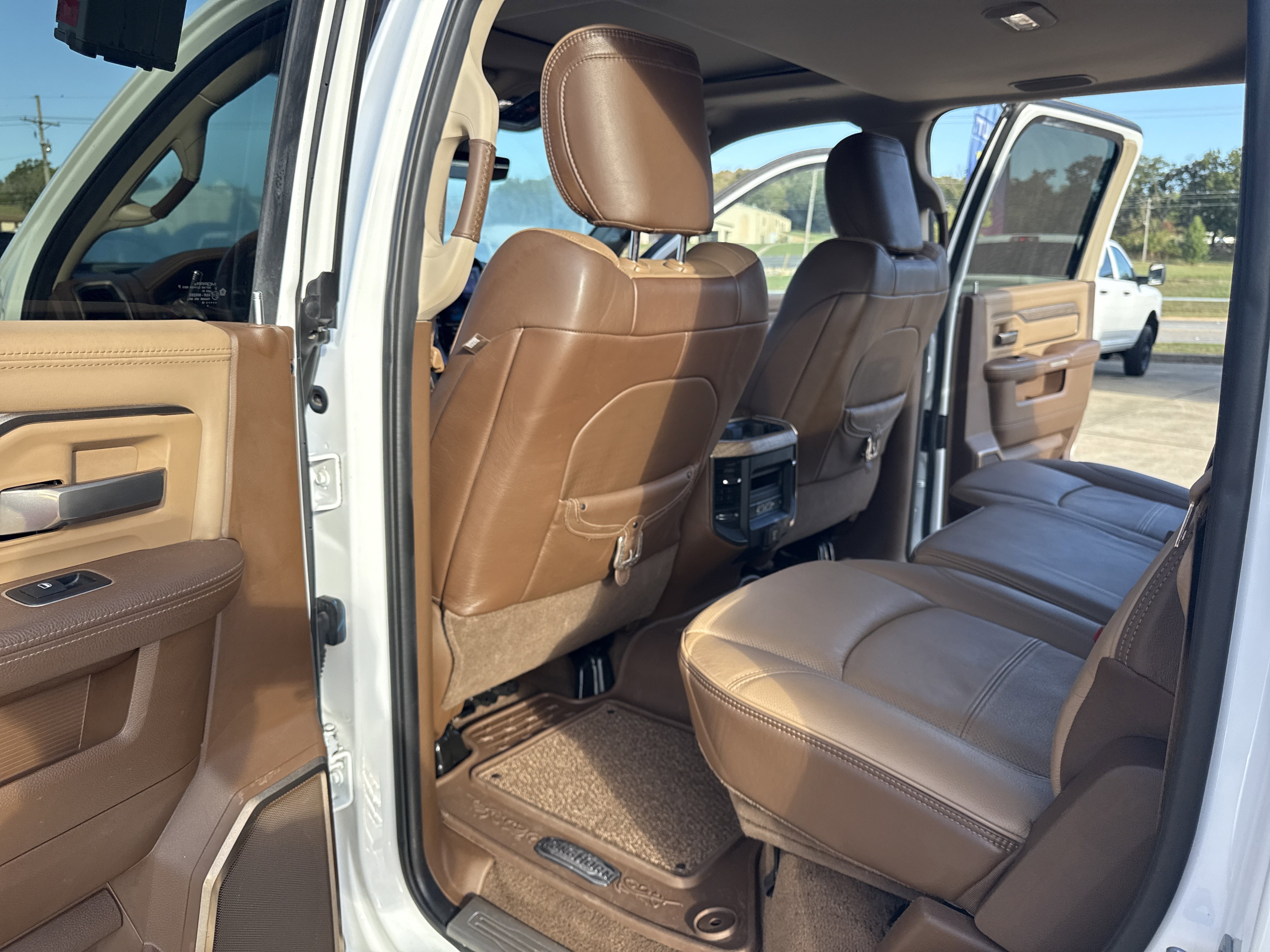 Used 2019 RAM 2500 Limited image 34