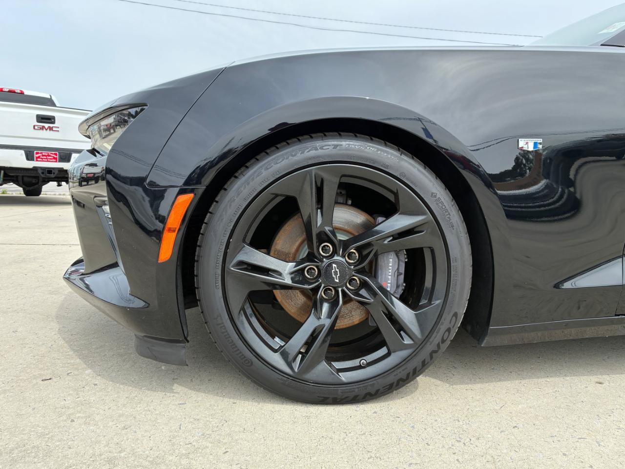 Used 2018 Chevrolet Camaro SS RWD image 7