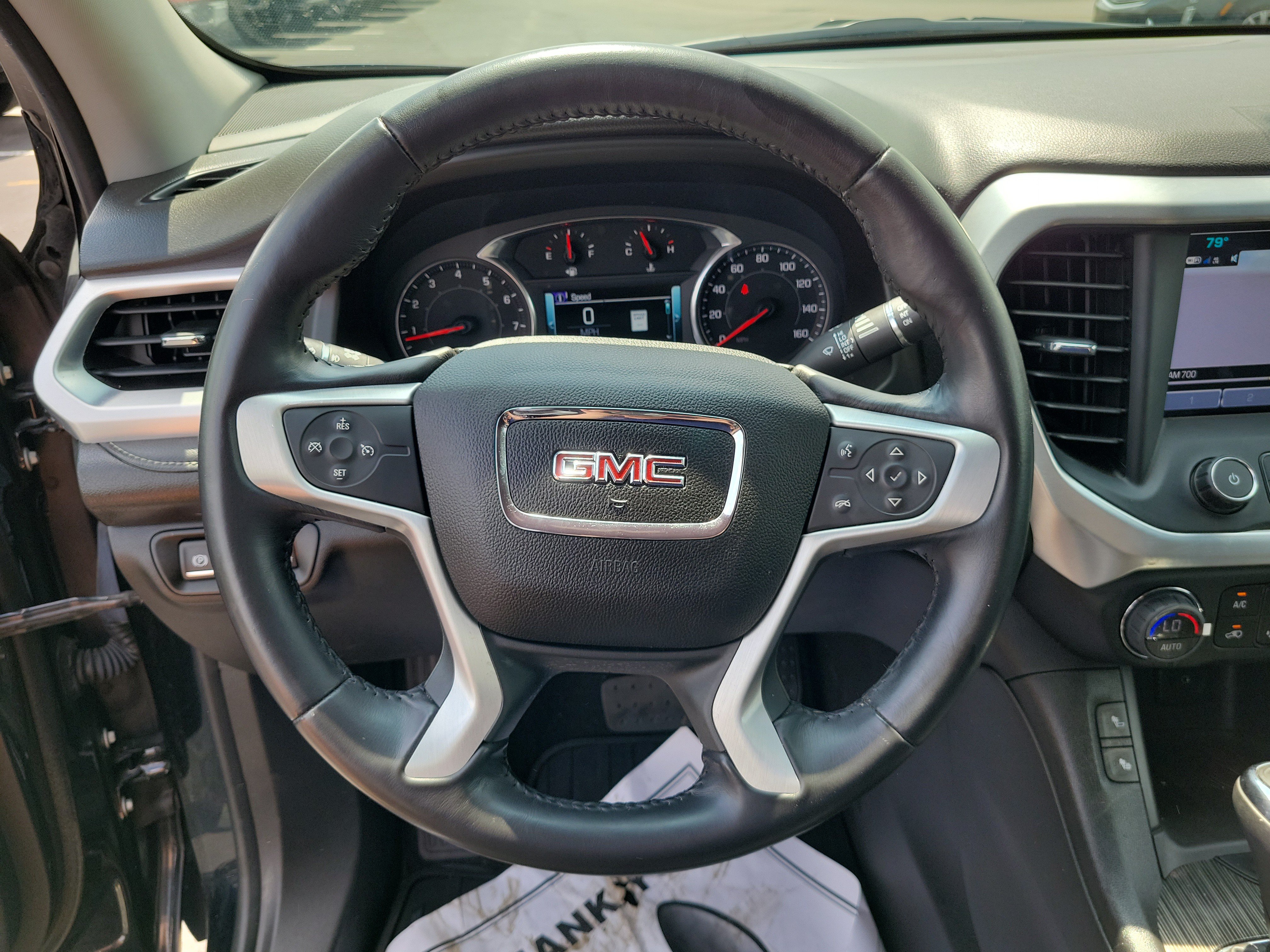 Used 2018 GMC Acadia SLT FWD image 21