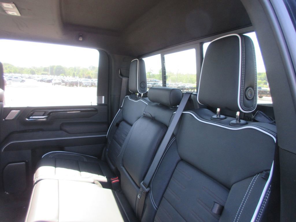 New 2026 GMC Sierra 2500 AT4X AWD/4WD image 14