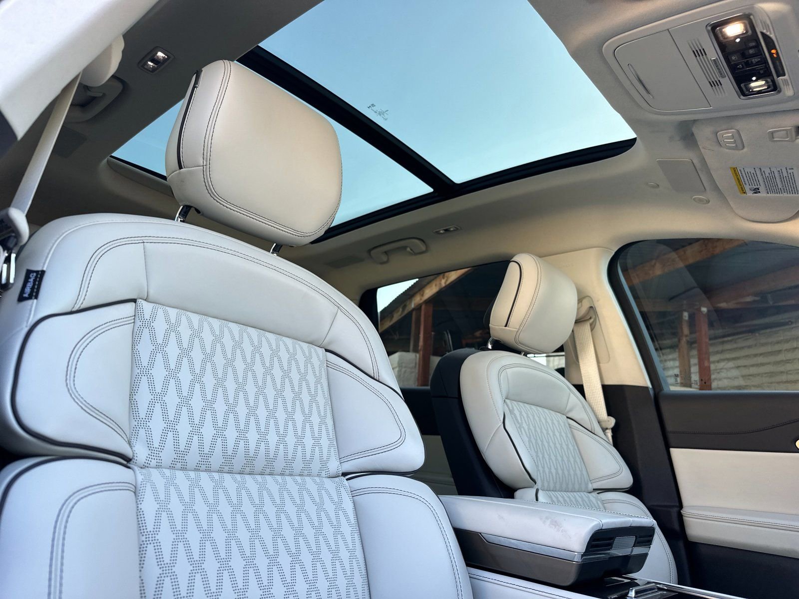 Used 2024 Lincoln Nautilus Black Label image 19