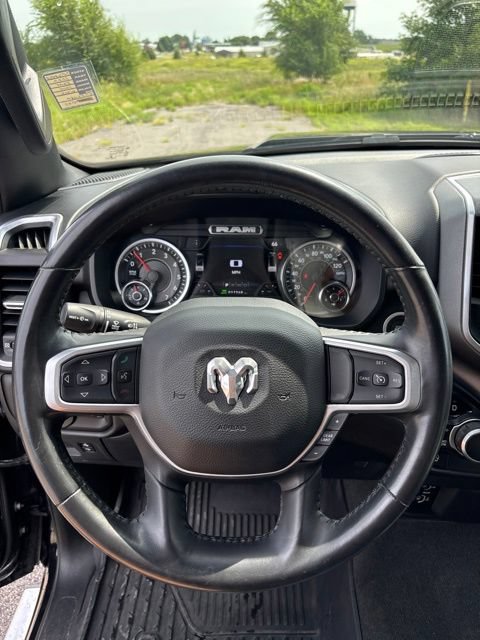 Used 2022 RAM 1500 Big Horn AWD/4WD image 9