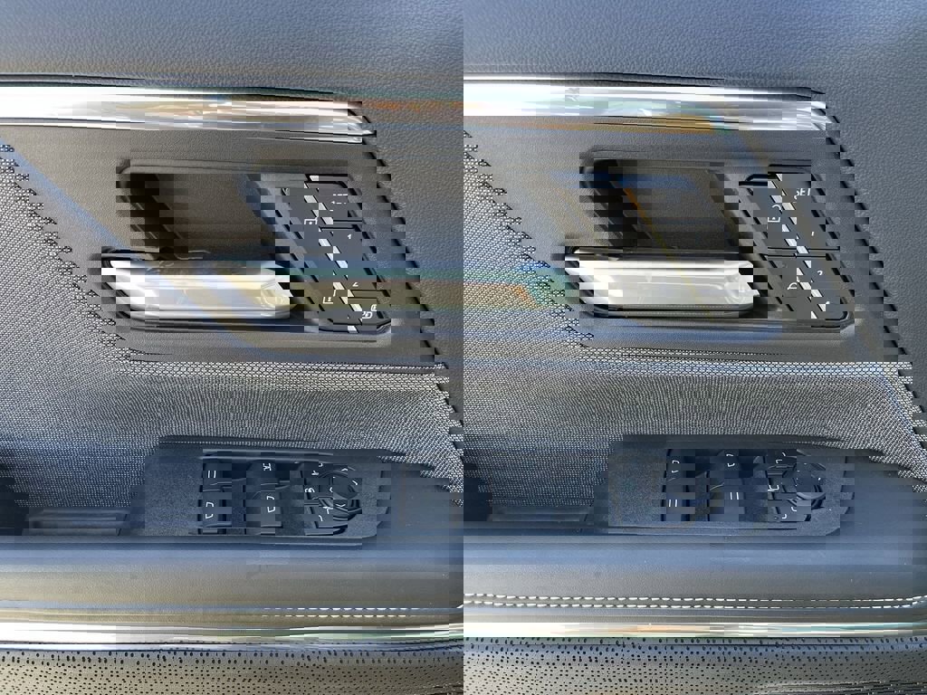 New 2026 GMC Sierra EV Elevation w/ Premium Package image 22