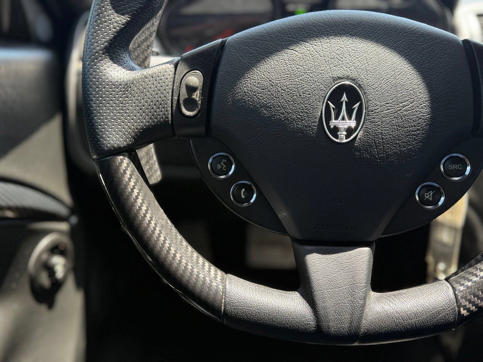 Used 2017 Maserati GranTurismo Sport RWD image 25