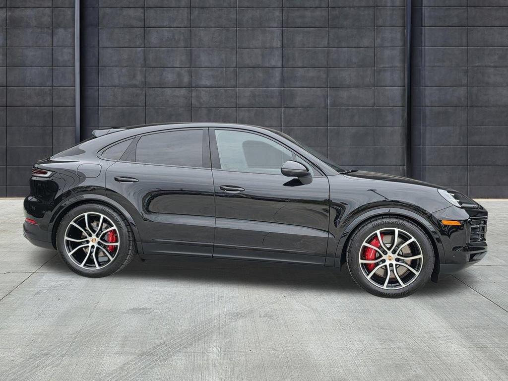 Certified 2026 Porsche Cayenne S AWD/4WD image 6
