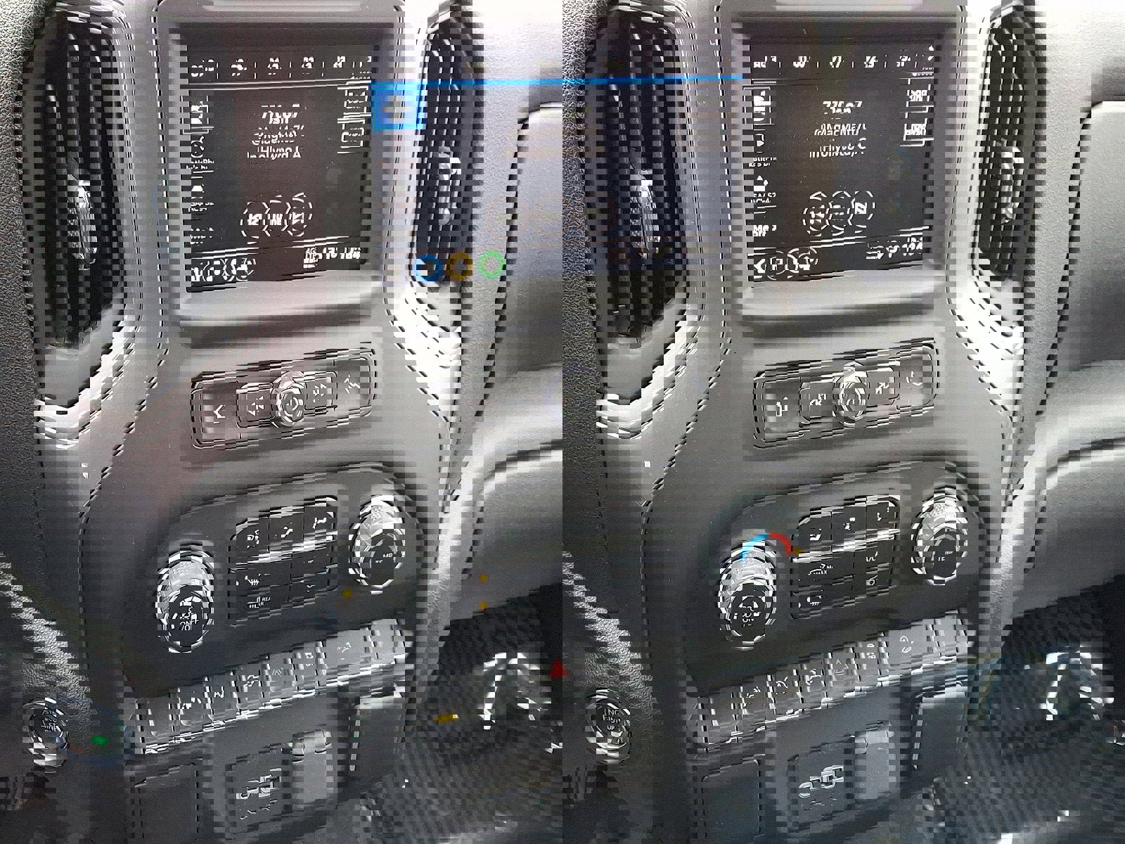 Used 2023 Chevrolet Silverado 1500 Custom Trail Boss w/ 2.7L Blackout Package image 14