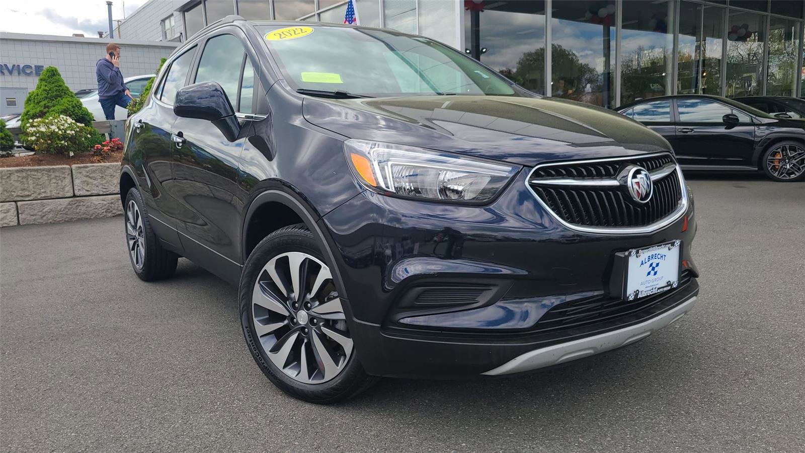 Used 2022 Buick Encore Preferred w/ Safety Package AWD/4WD image 1