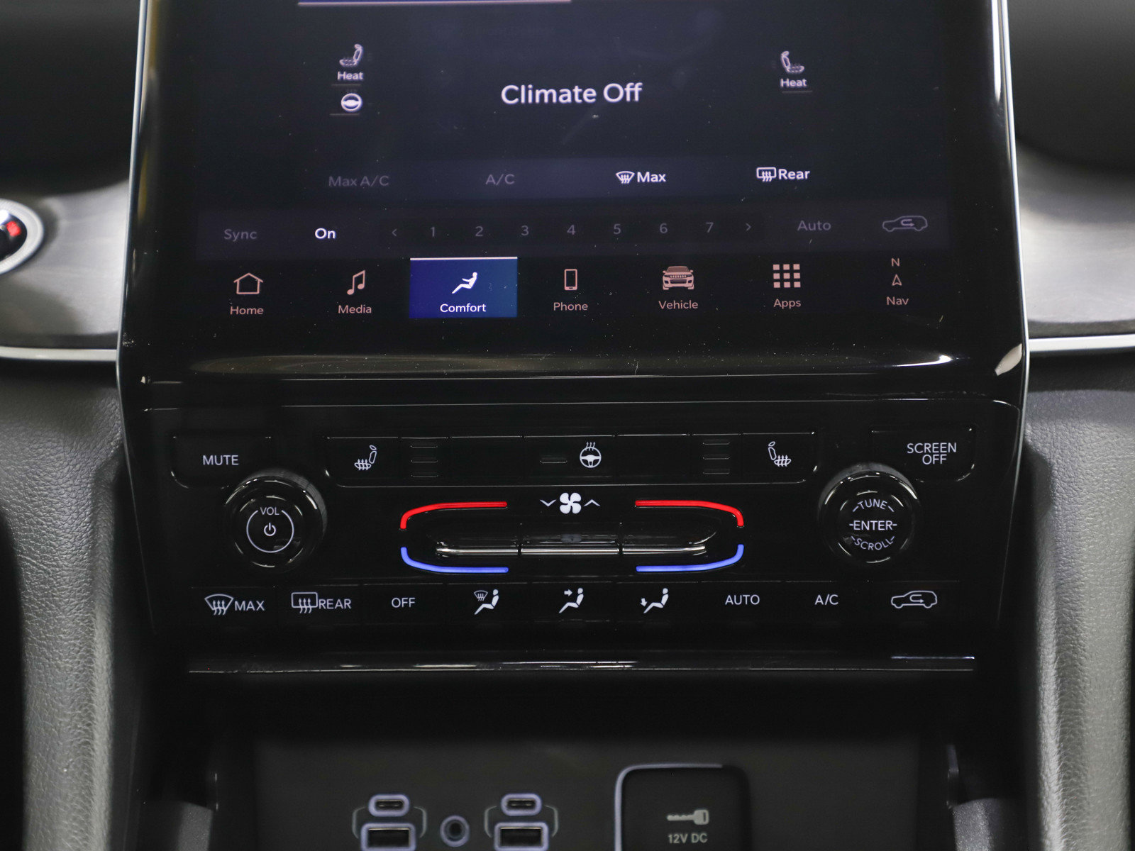 Used 2025 Jeep Grand Cherokee L Limited w/ Black Appearance Package image 16