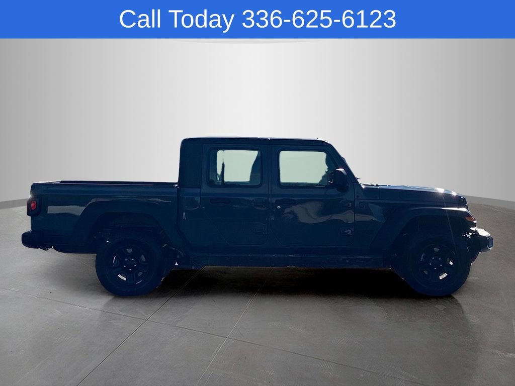 New 2026 Jeep Gladiator Sport AWD/4WD image 6