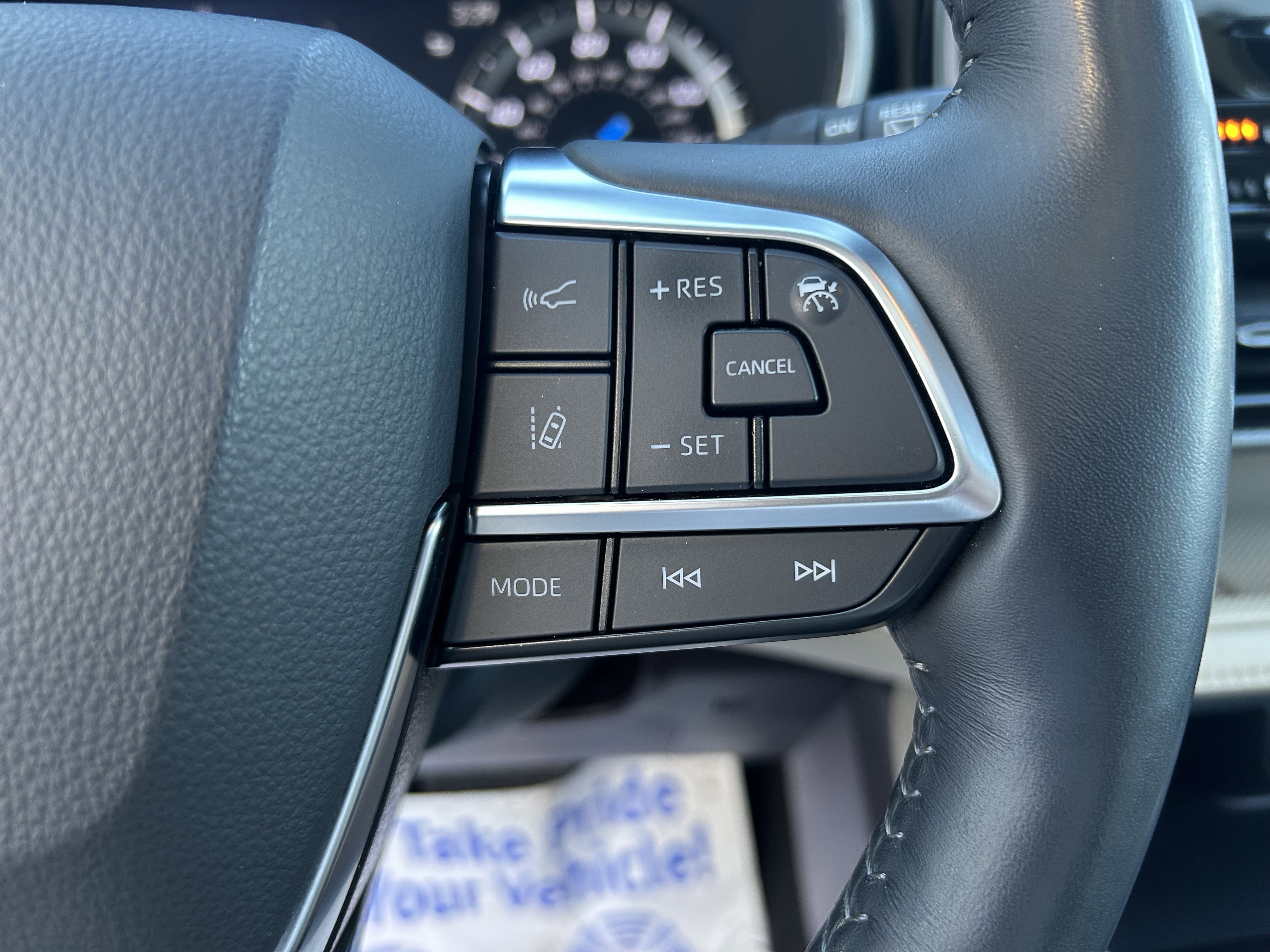 Certified 2021 Toyota Highlander Platinum image 27