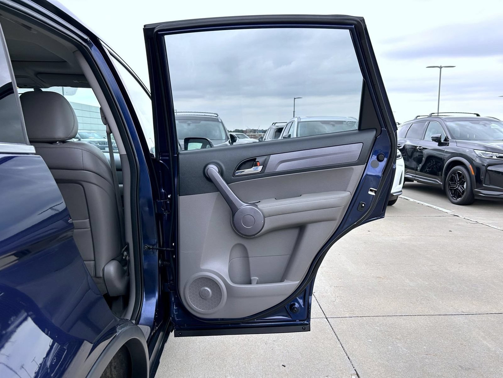 Used 2008 Honda CR-V EX-L image 17