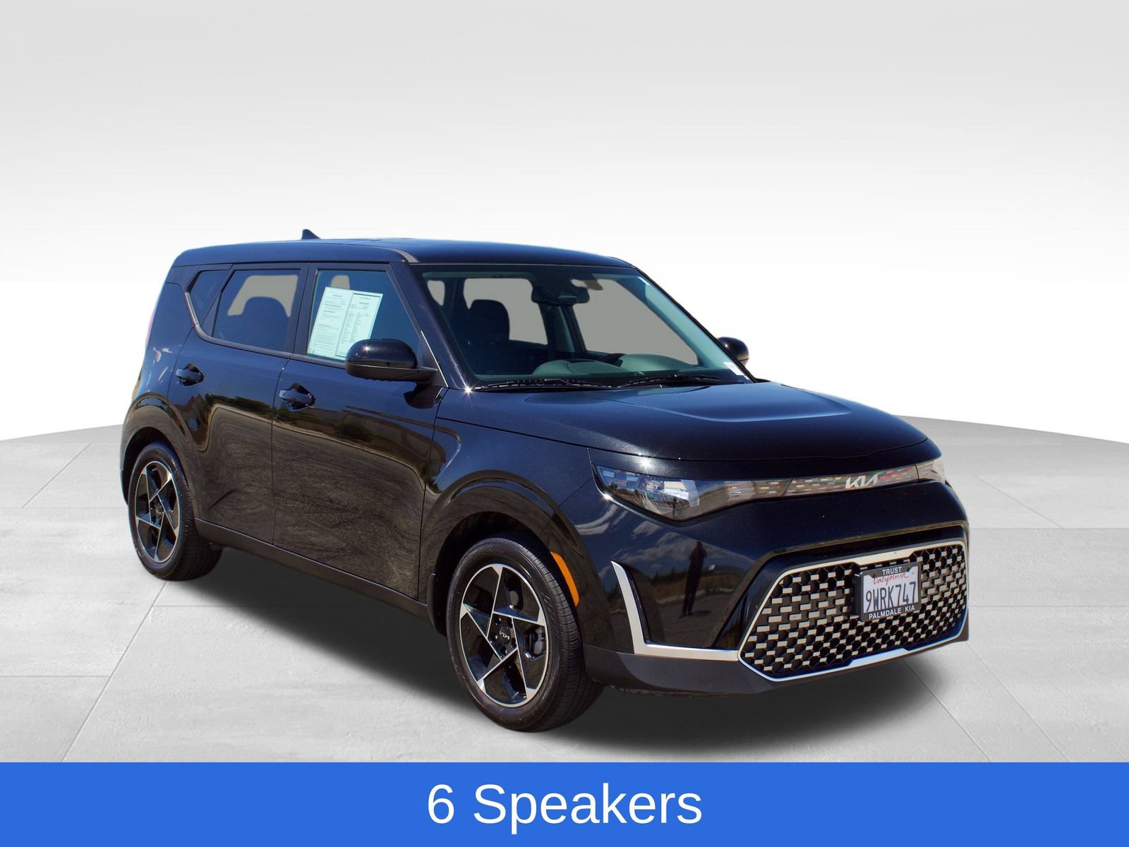 Used 2025 Kia Soul EX FWD image 4