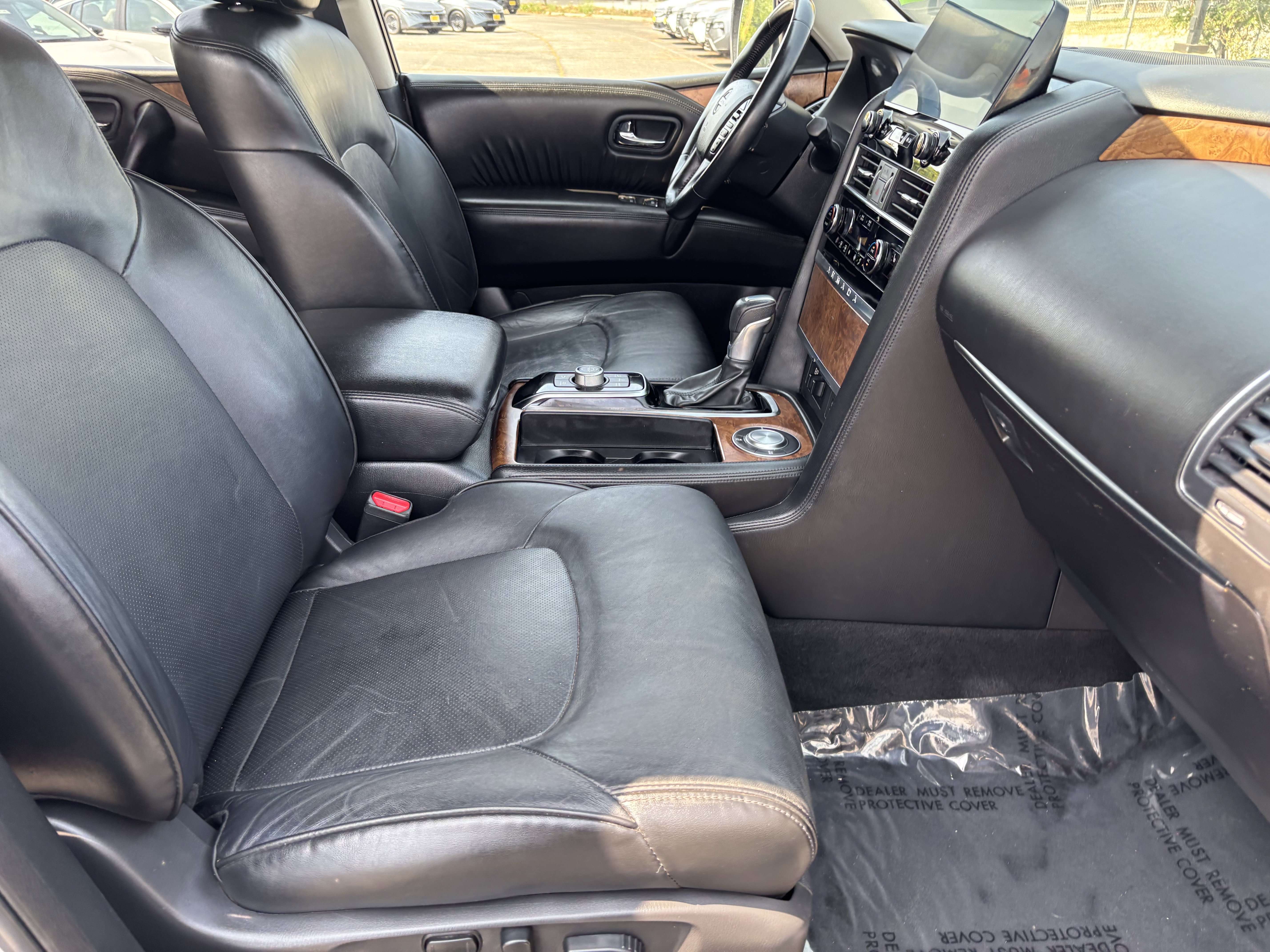 Used 2021 Nissan Armada SL w/ Captain's Chairs Package RWD image 11