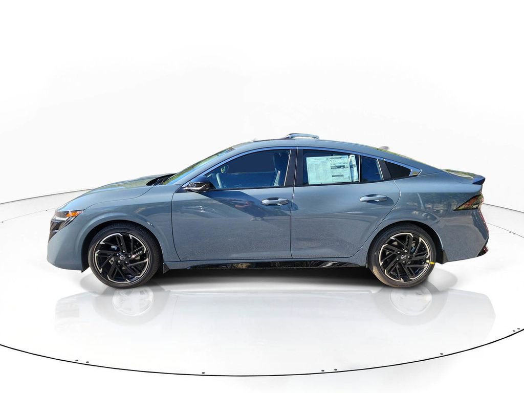 New 2026 Nissan Sentra SR w/ SR Premium Package FWD image 4