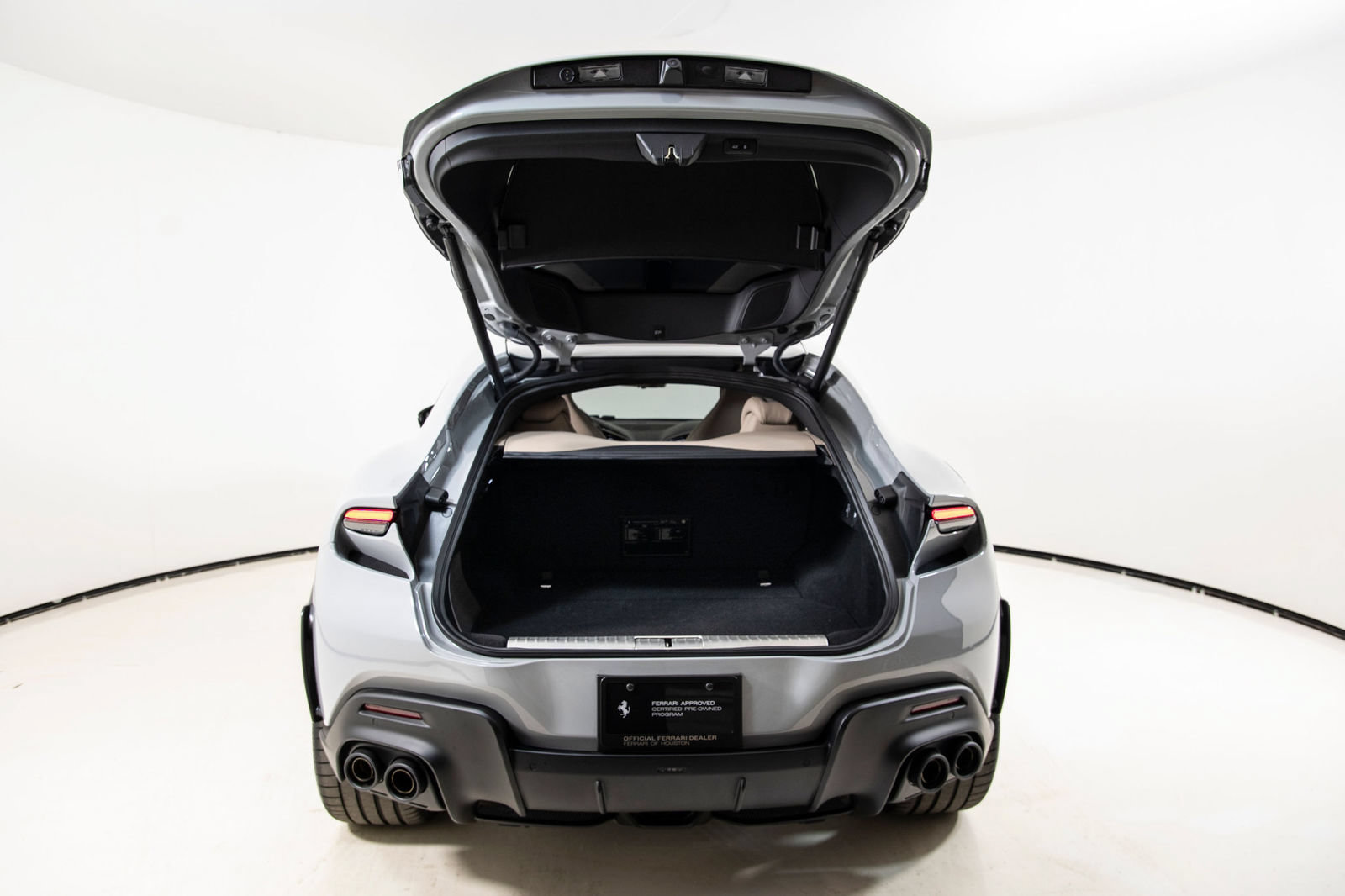Certified 2025 Ferrari Purosangue AWD/4WD image 36