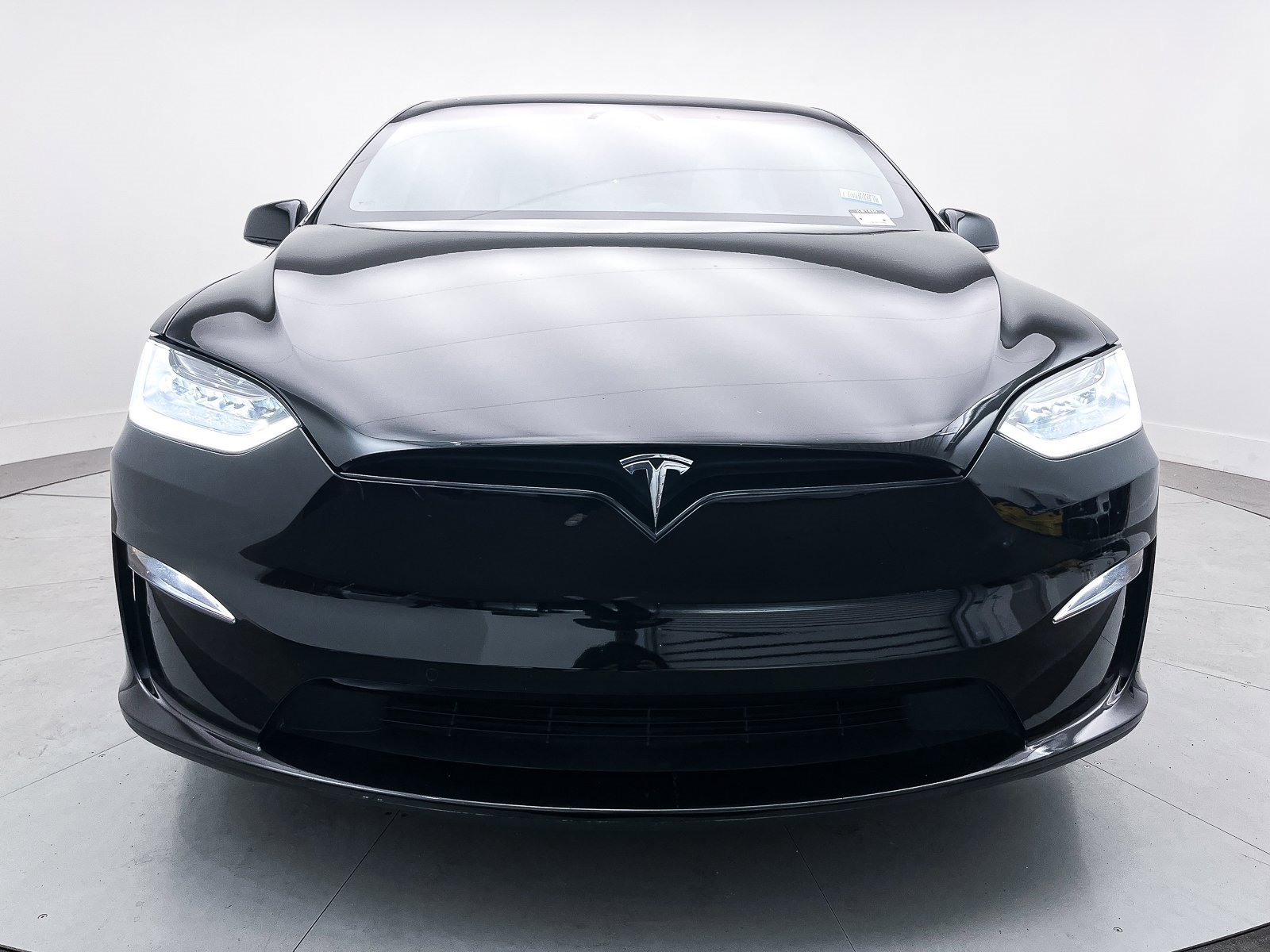 Used 2022 Tesla Model X Plaid image 11