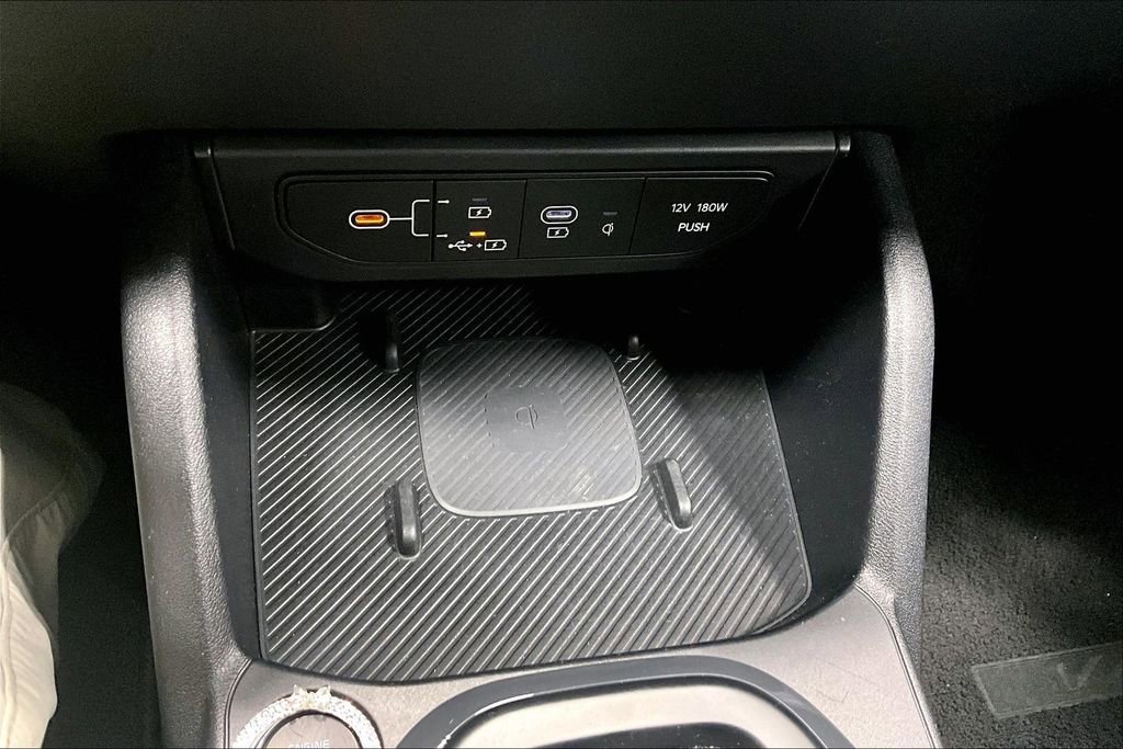 Used 2025 Kia K4 EX image 22