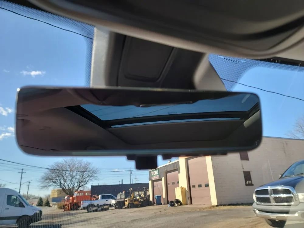 Used 2022 Jeep Grand Cherokee Limited 4xe w/ Luxury Tech Group II image 21