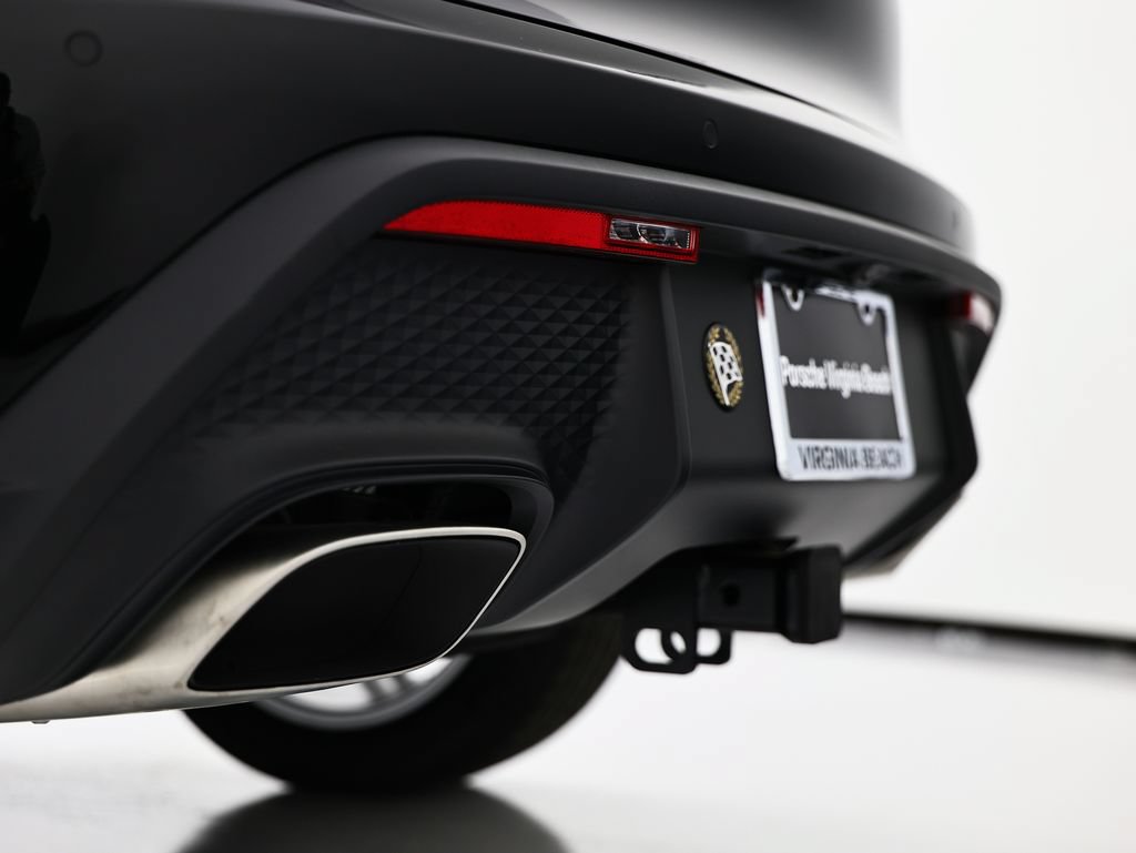 New 2026 Porsche Macan AWD/4WD image 15