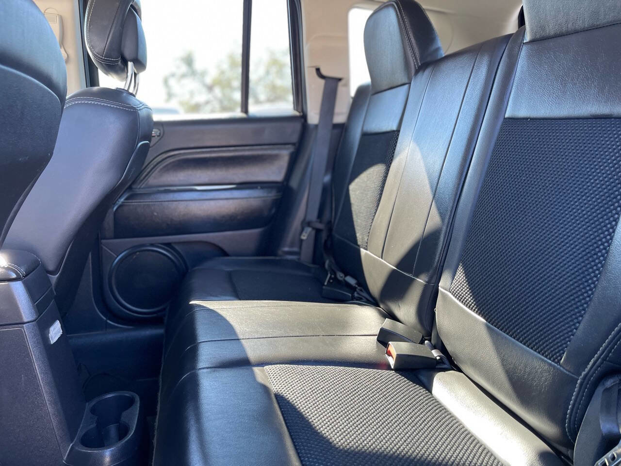 Used 2014 Jeep Compass Latitude image 15