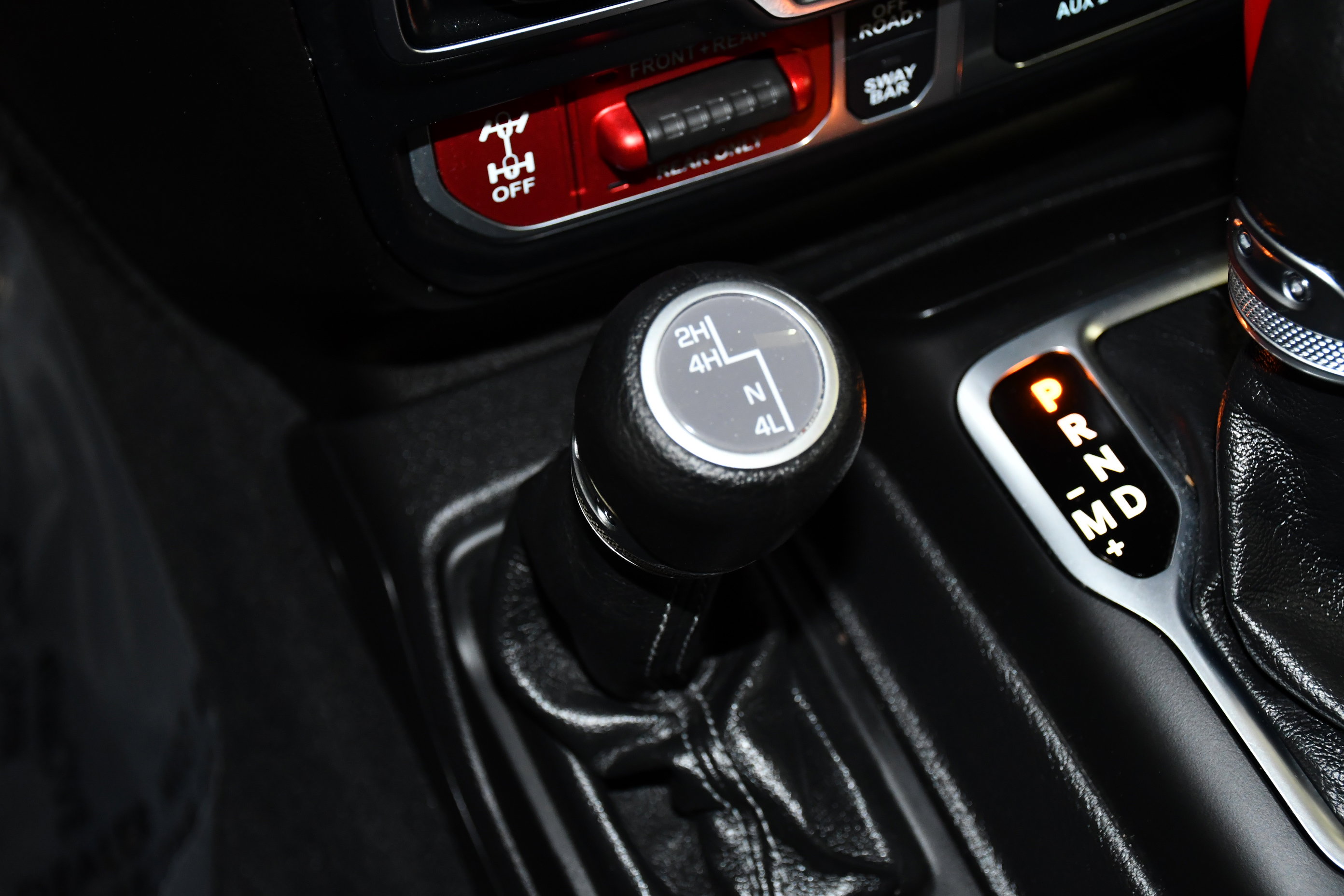 Used 2025 Jeep Wrangler Unlimited Rubicon image 23