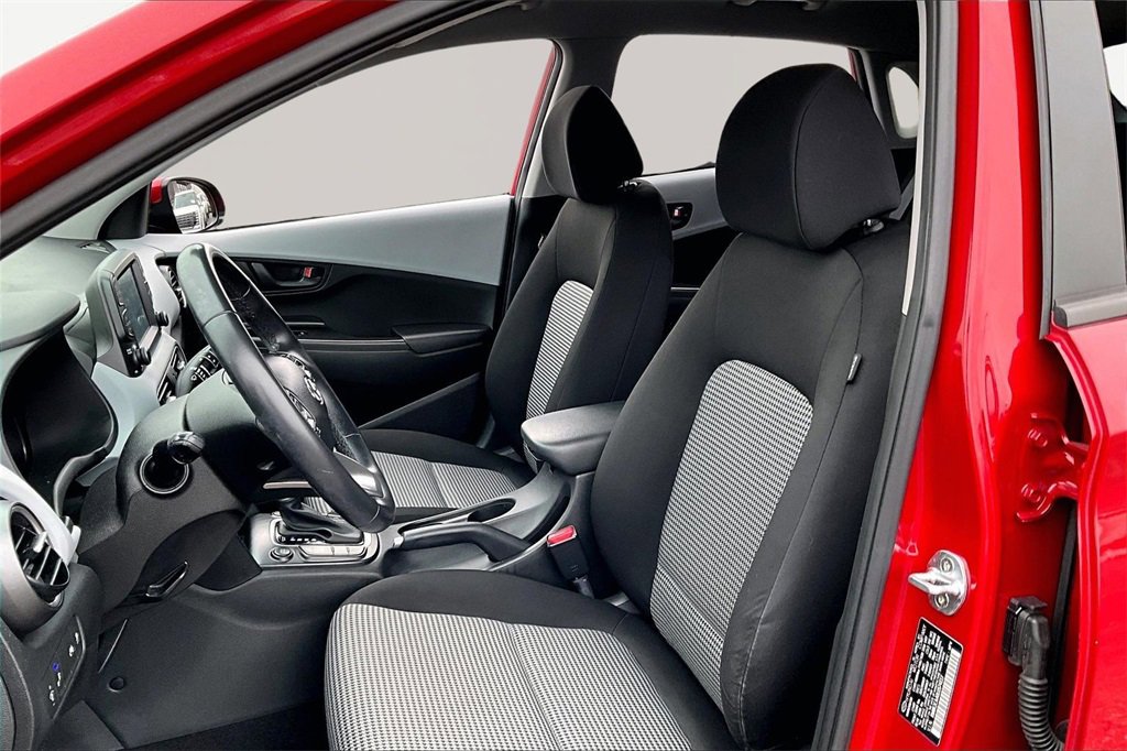 Used 2020 Hyundai Kona SEL image 25