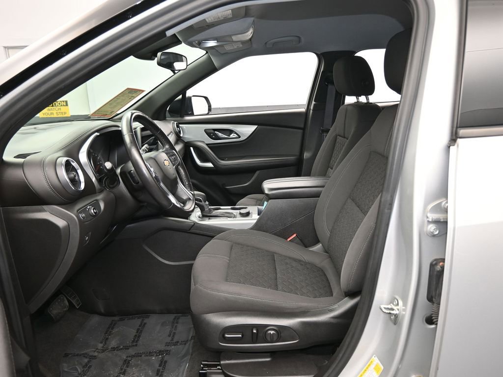 Used 2021 Chevrolet Blazer LT image 11
