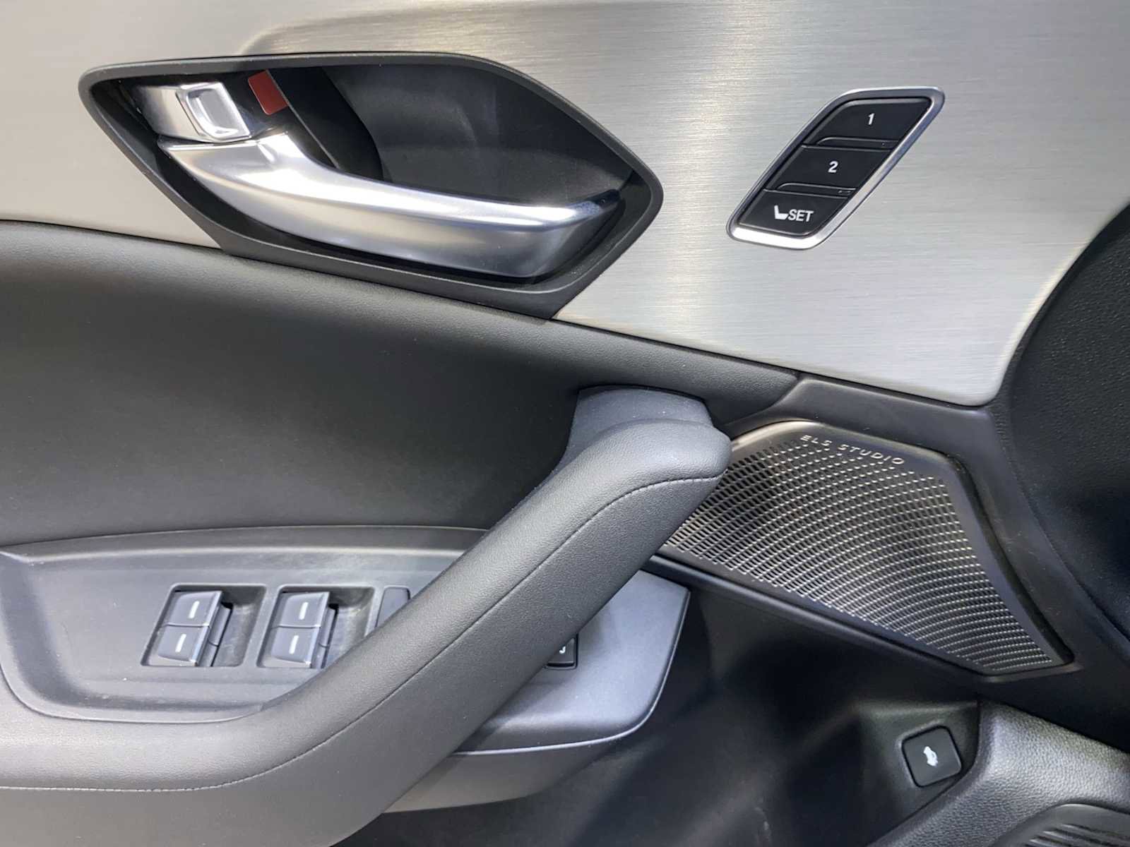 Used 2023 Acura TLX w/ Technology Package image 23