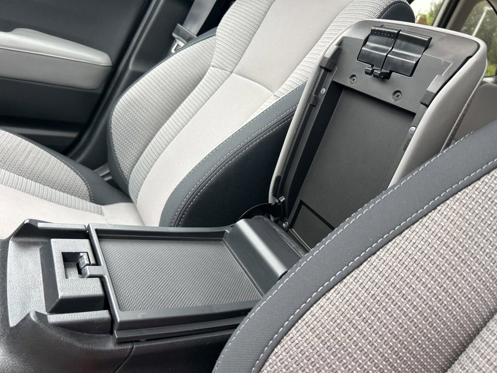 Used 2025 Subaru Outback Premium image 37
