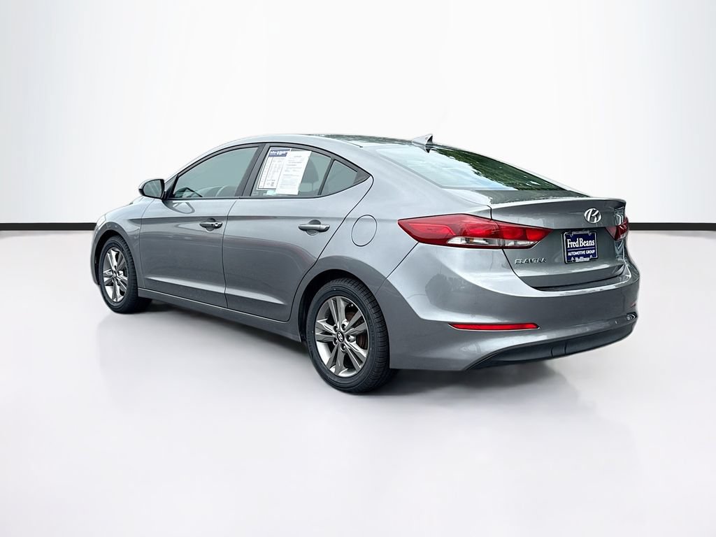 Used 2017 Hyundai Elantra Value Edition w/ Cargo Package FWD image 6