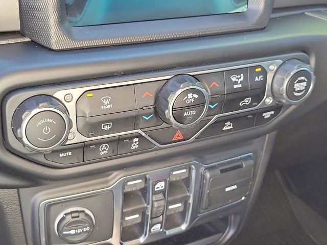 Used 2023 Jeep Gladiator Sport image 29