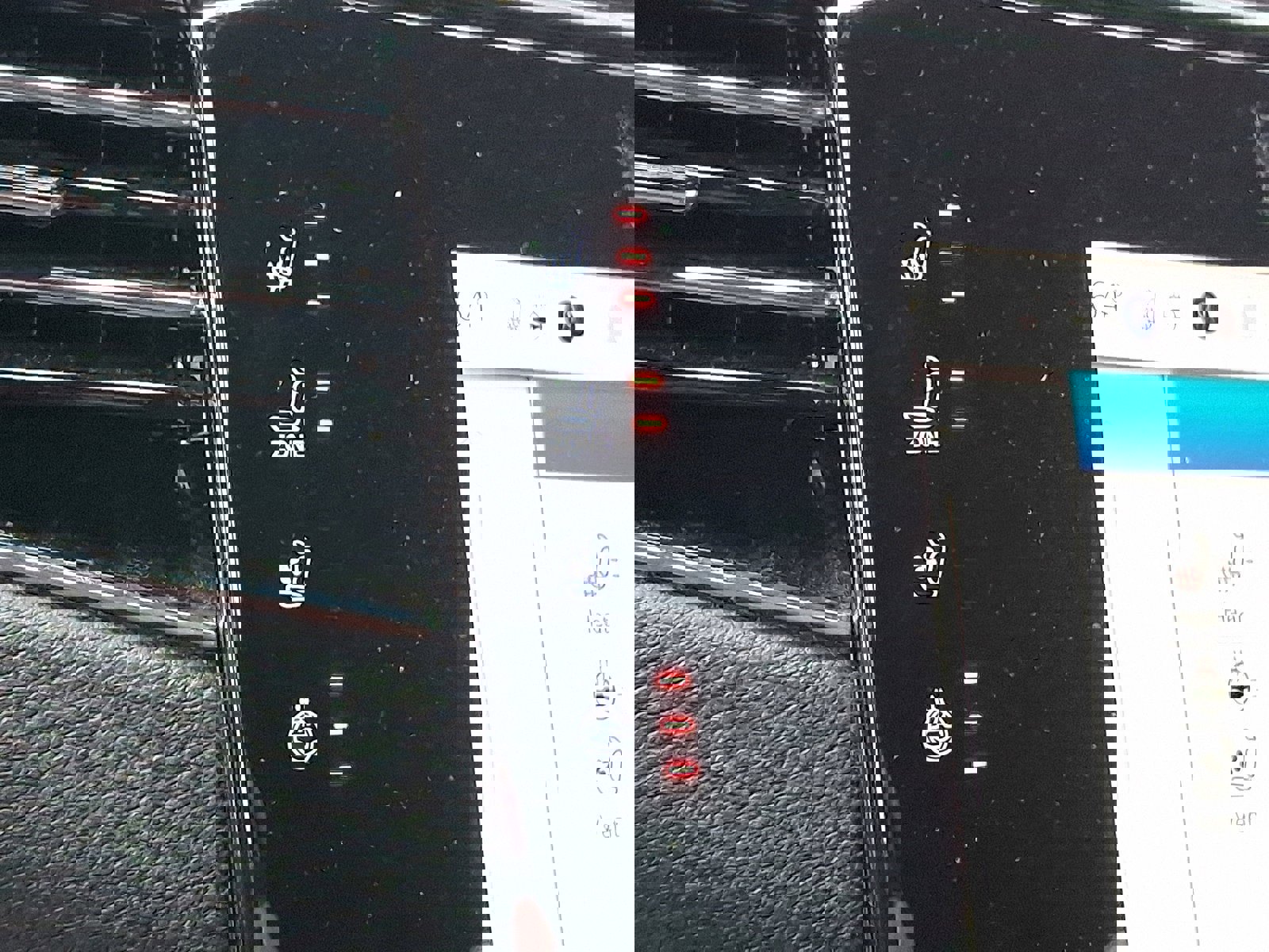 Used 2023 Jeep Wagoneer L Series II image 25