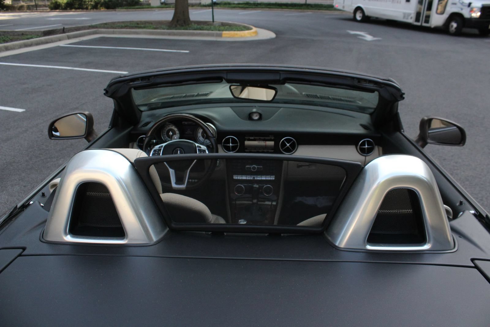 Used 2015 Mercedes-Benz SLK 350 w/ Multimedia Package image 17